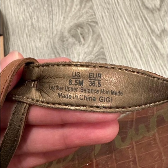 Sam Edelman Thong Sandals - Picture 3 of 3